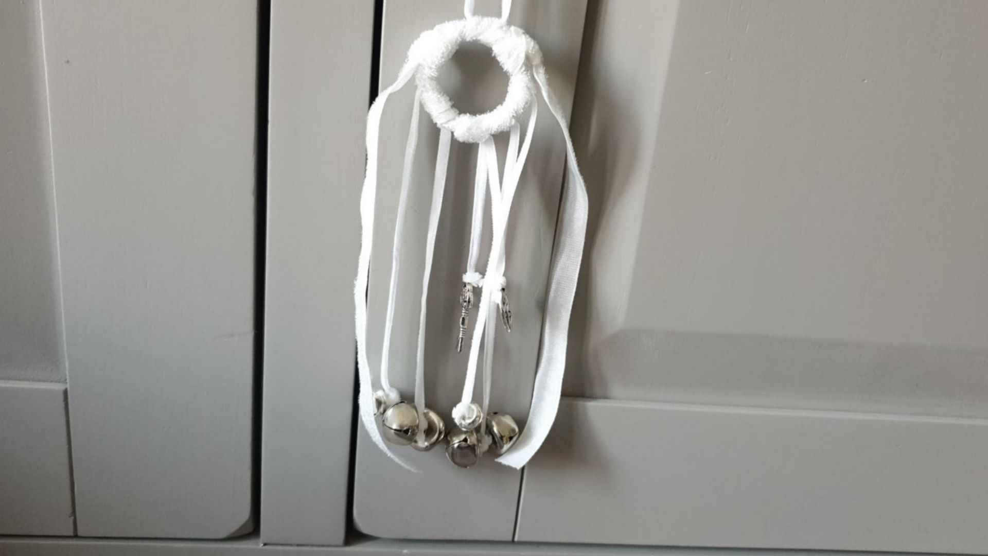 Heksebjeller, hvit - Bilde 3